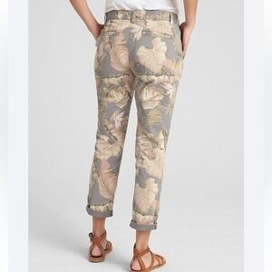 GAP Gray Tan Ankle Palm Cropped girlfriend Chinos Jeans in size 8